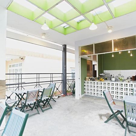 Dream Station - Saigon Hostel Хошимин Екстериор снимка
