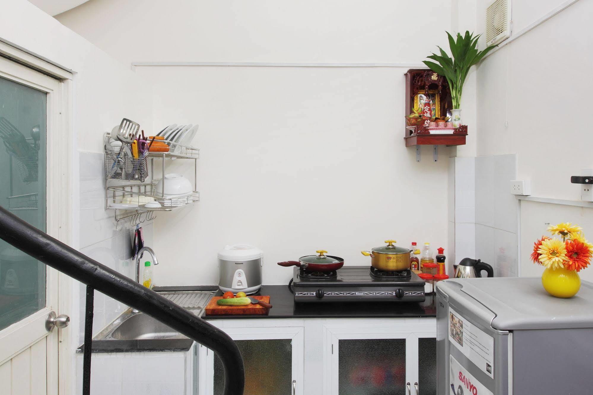 Dream Station - Saigon Hostel Хошимин Екстериор снимка