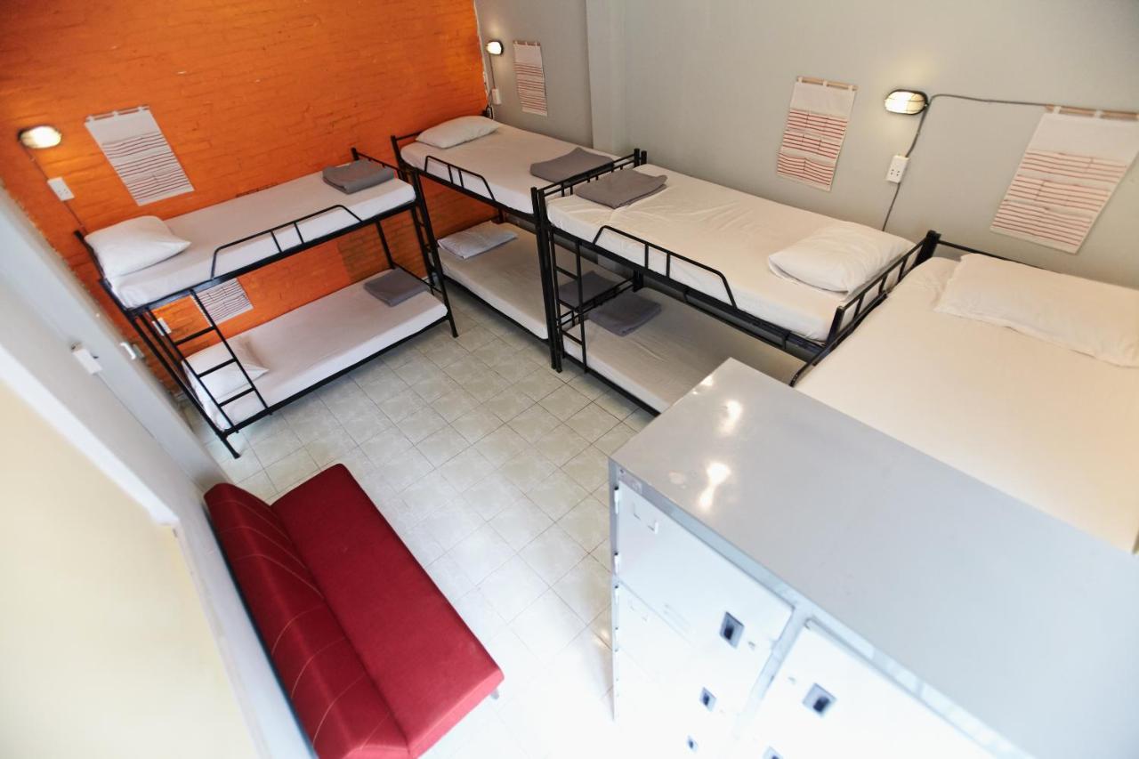 Dream Station - Saigon Hostel Хошимин Екстериор снимка