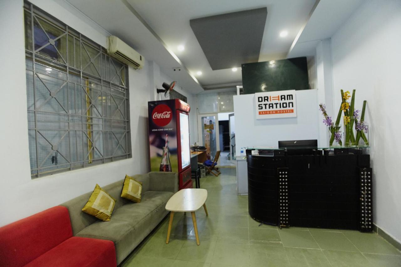 Dream Station - Saigon Hostel Хошимин Екстериор снимка