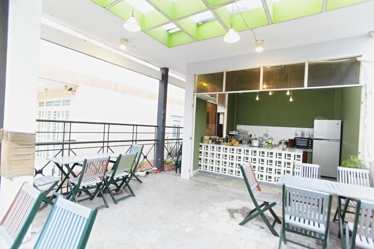 Dream Station - Saigon Hostel Хошимин Екстериор снимка
